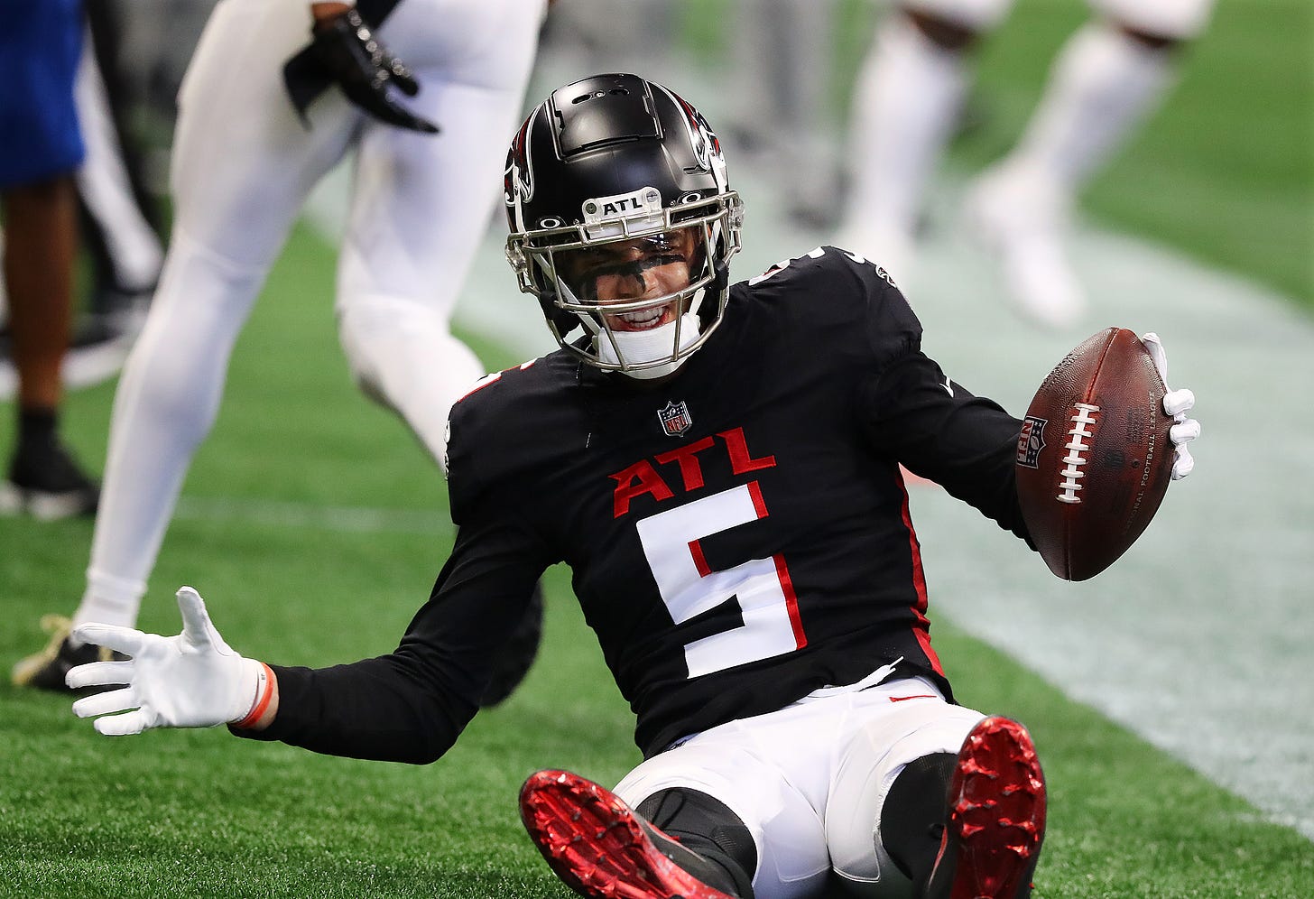 Falcons' Drake London is off to strong NFL start
