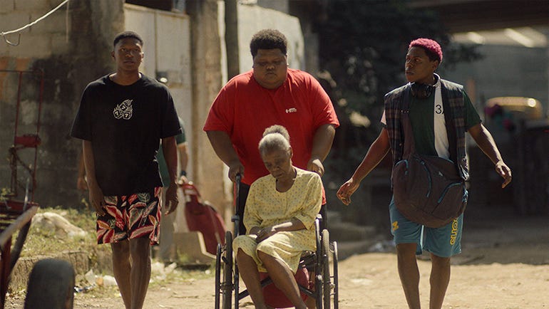 Imagem do filme “Kasa Branca” Imagem do filme “Kasa Branca”