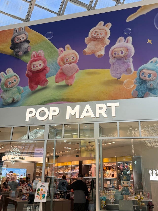 PopMart Orlando Grand Opening : r/labubu PopMart Orlando Grand Opening : r/labubu