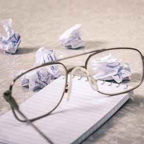 Ce șanse are Fondul Proprietatea să performeze în 2025: calcule, calcule, calcule...