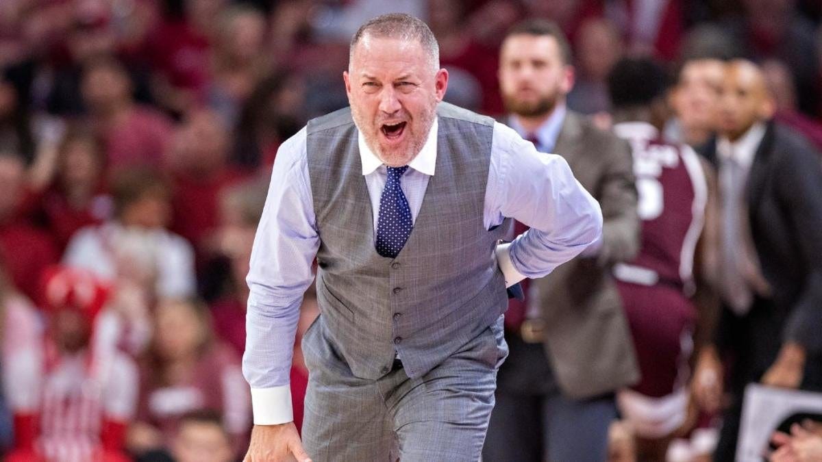 NCAA puts Texas A&M on probation, suspends coach Buzz Williams two games  for 'multiple' violations - Tar Heel Times - 8/20/2021