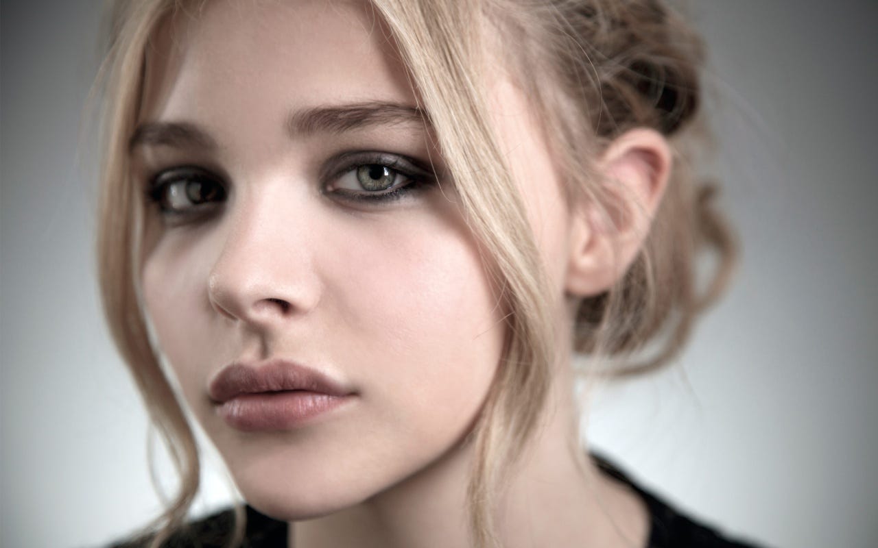 chloe grace moretz alienating female hollywood 2016 gossip chloe grace moretz alienating female hollywood 2016 gossip