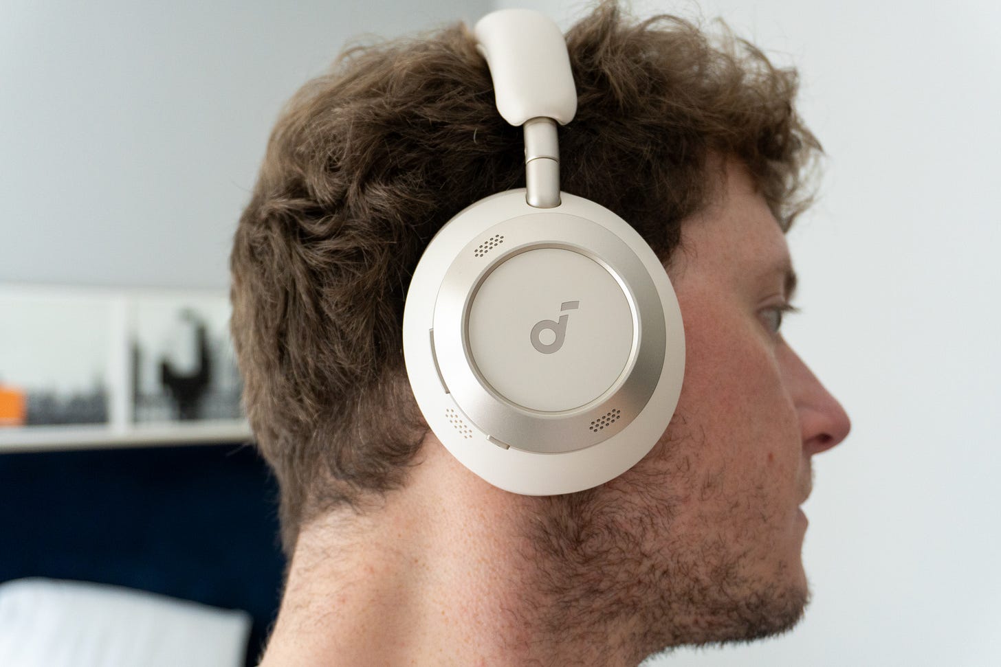 【美品】Anker Space One Pro シャンパンゴールド Anker Soundcore Space One Pro review: affordable, superb