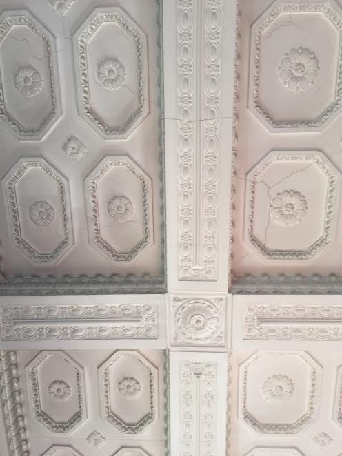 cracks-in-the-ceiling-cracks-in-life cracks-in-the-ceiling-cracks-in-life