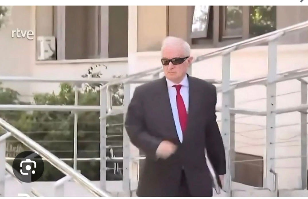 El proceso' que sigue el juez Peinado contra la esposa de Sánchez está tocado, pero no acabado