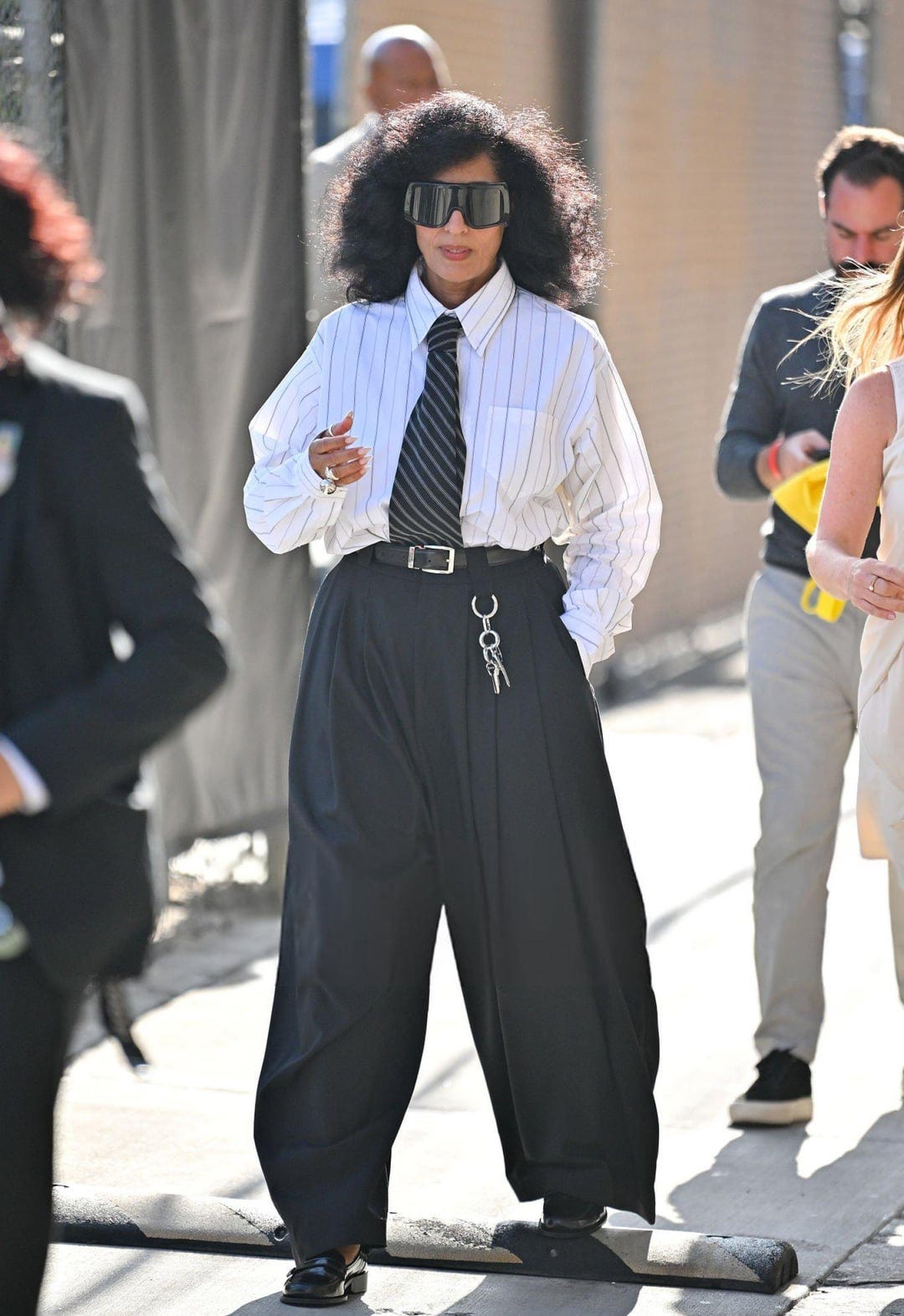 Tracee Ellis Ross in Willy Chavarria SS25 while on 'Jimmy Kimmel Live!'.  Styled by Karla Welch. (August 14, 2025) : r/whatthefrockk