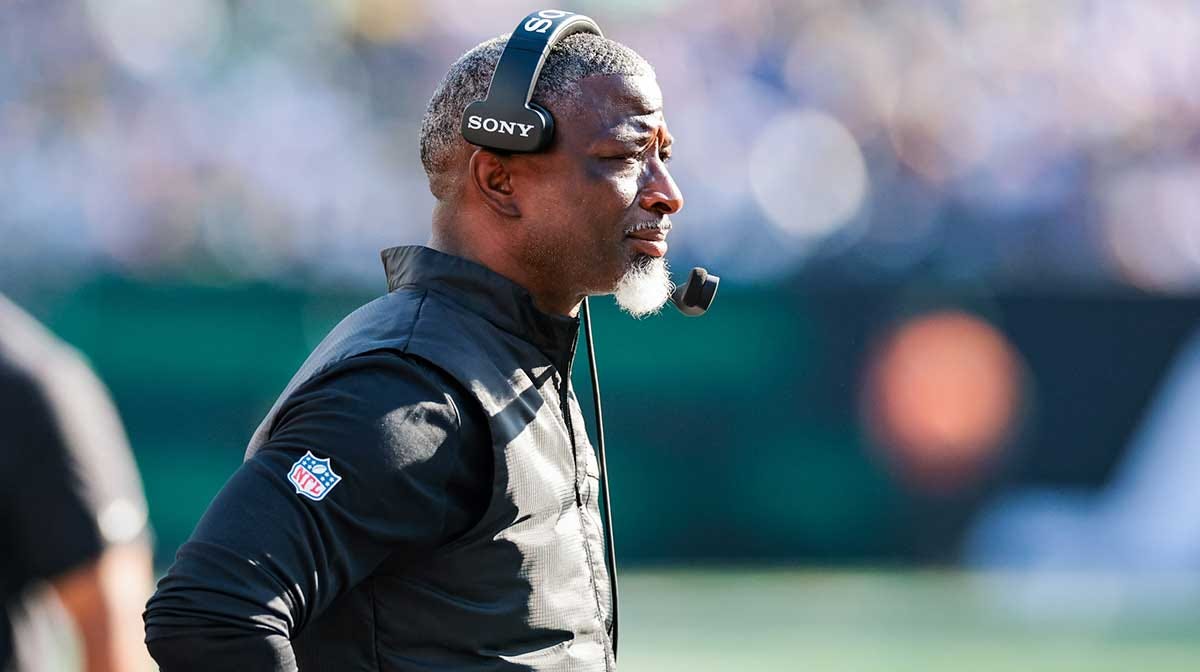 Jets news: Aaron Glenn makes history with embarrassing loss to Cowboys