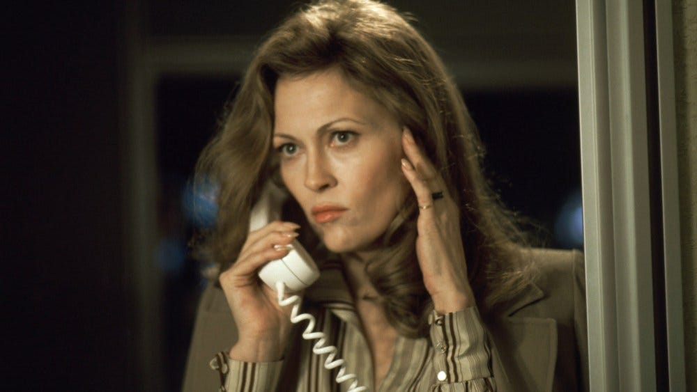 Faye' Review: Dunaway's Acting Meets Her Life Meets Her 'Difficulty'