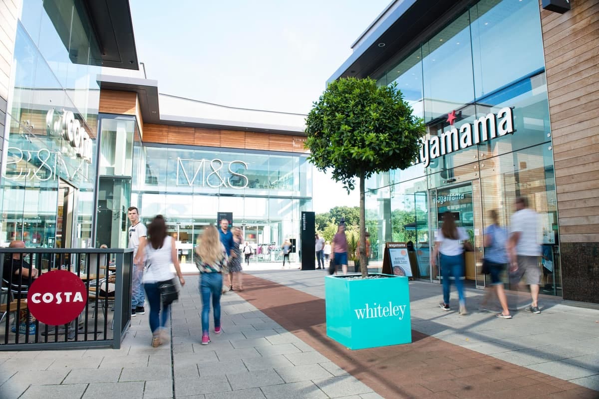 Whiteleys bayswater hi-res stock photography and images - Alamy
