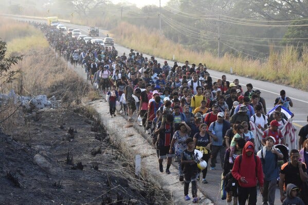 Migrant caravn regroup in Mexico after promise of papers falls through | AP  News