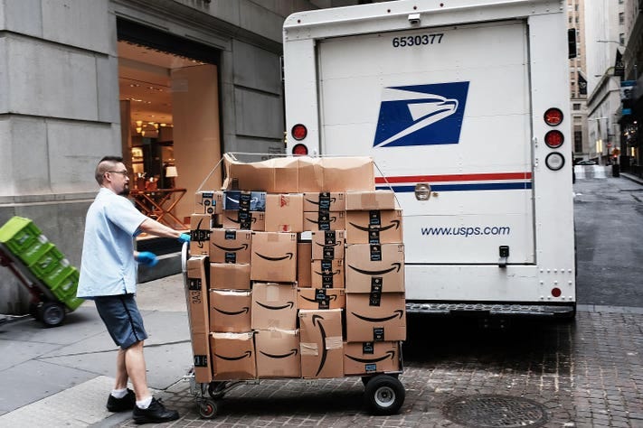 Amazon Will Reportedly Slash Its USPS Volume This Year