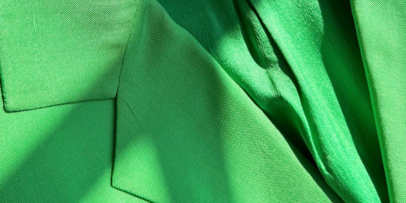 How to Build a Designer Vintage Clothing Collection 