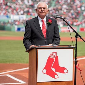 Legendary HOF Red Sox broadcaster announces retirement 