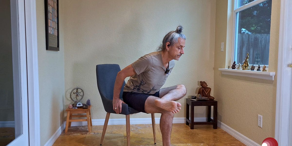 Hip and Pelvic Mobility in Chair