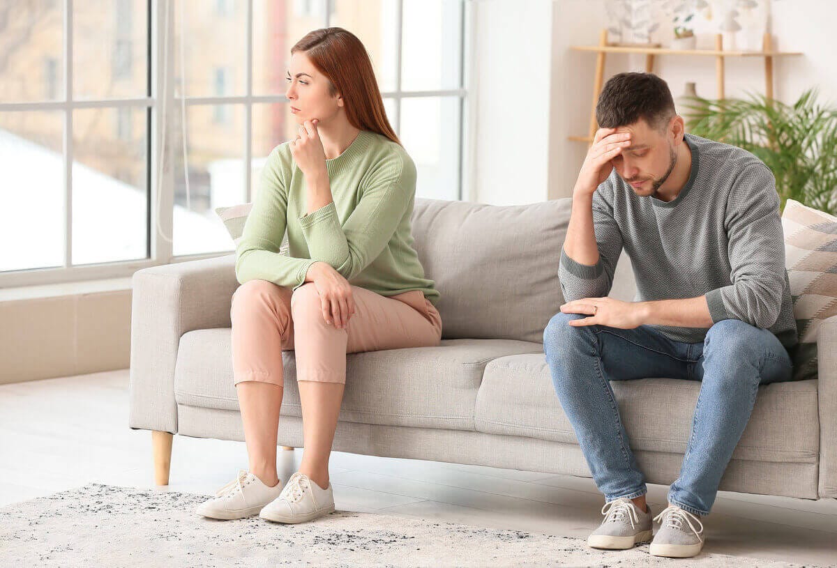 Anxious-Avoidant Attachment: What It Is, Signs, And Solutions - The Howard  Center For Wellness