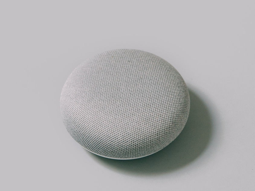 Google assistant nest mini speaker
