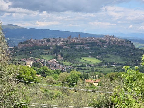 Six photos from Orvieto area. Duomo Church, pottery and views