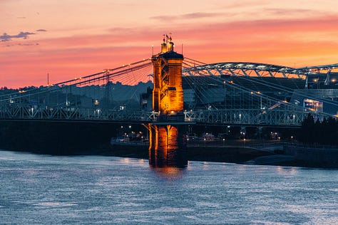 Cincinatti is on the Ohio River at the Ohio/Kentucky boarder