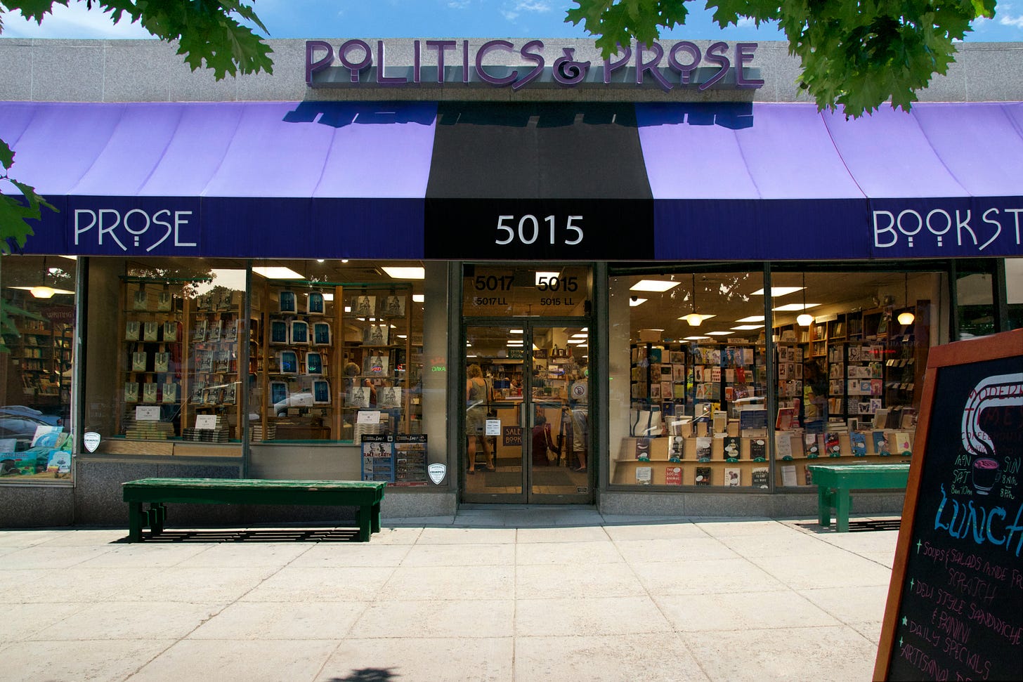 Politics_and_Prose_2.jpg (4608×3072)