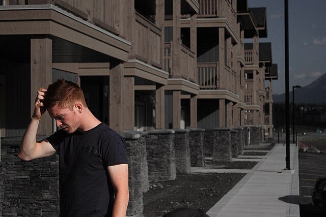 Dating Apps Ranked By A Polyamorous Bi