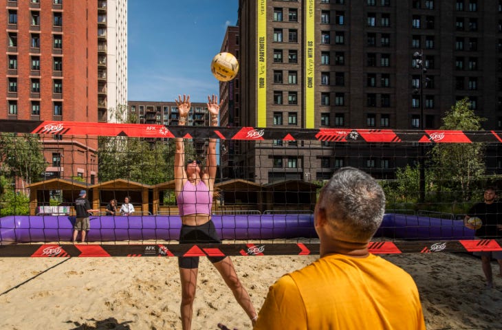 Things to do in London this weekend: people playing beach volleyball on a sand court Things to do in London this weekend: people playing beach volleyball on a sand court