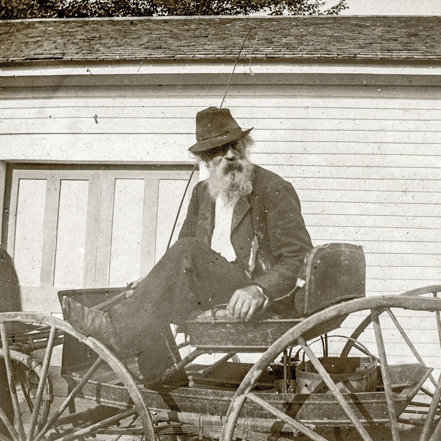 Jack Goen on wagon