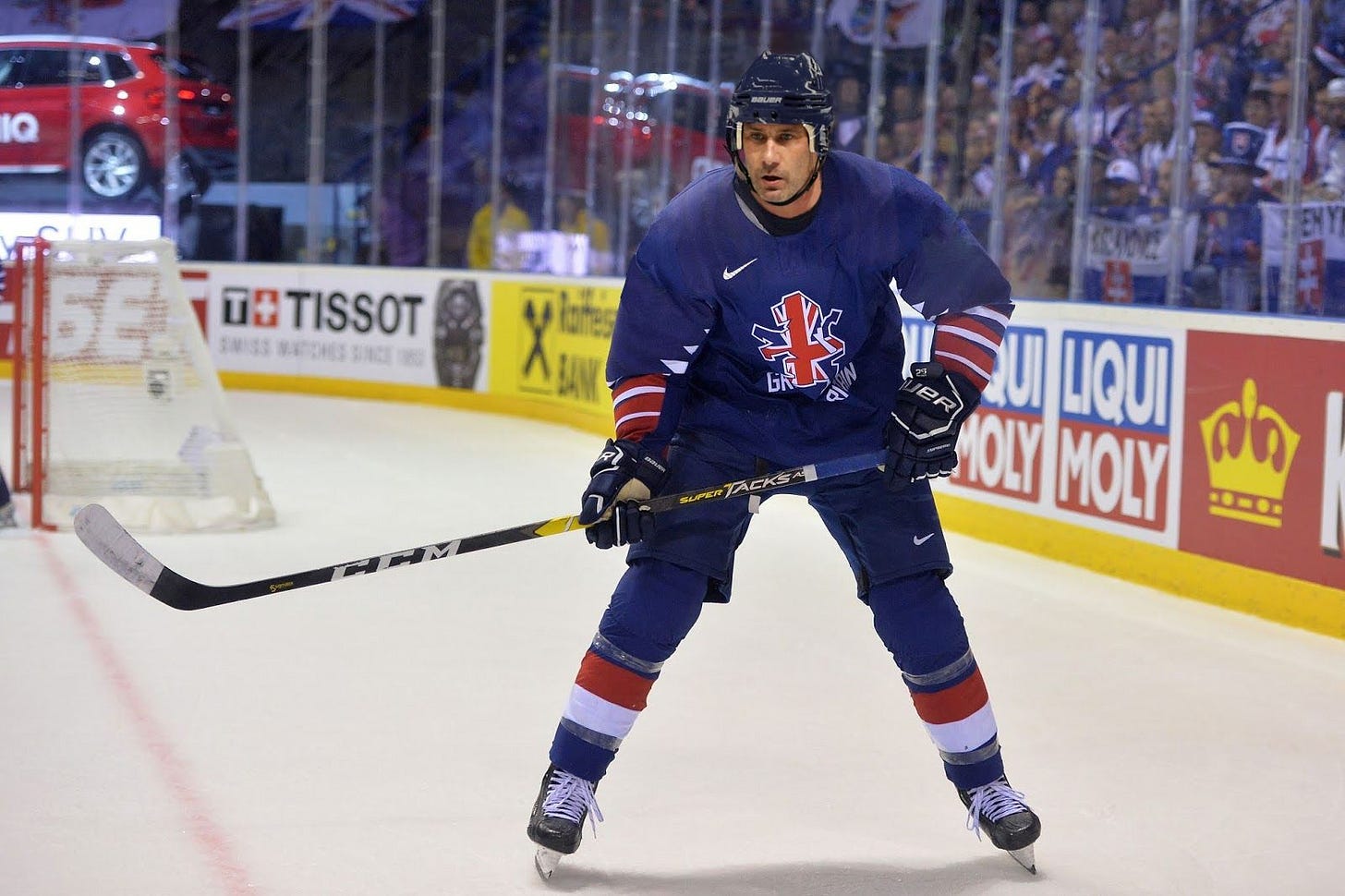 Great Britain Tony Hand | Hockey players, Tony, Players