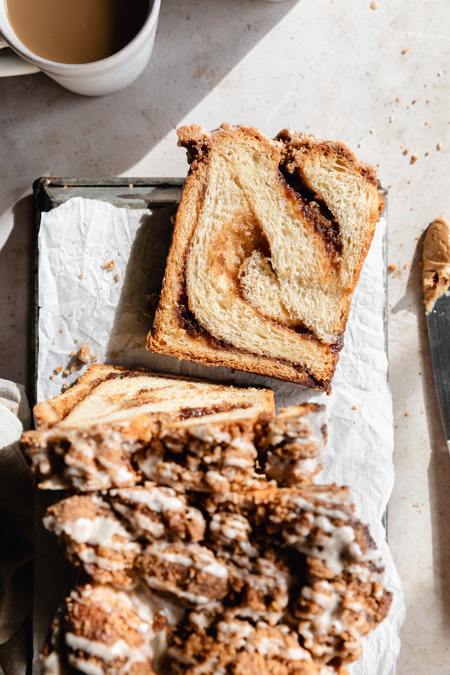 Vegan speculoos cinnamon bun babka seen from above