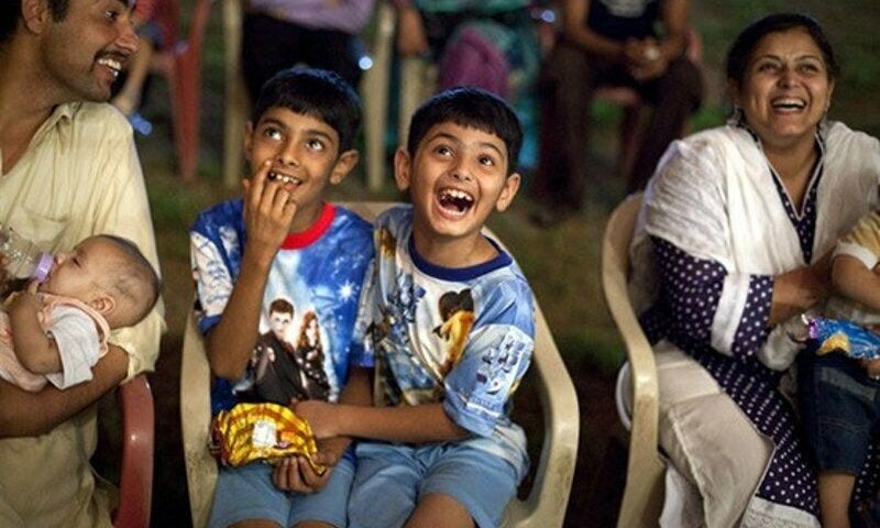Pakistan's happiness at the aim of poverty, social injustice - Pakistan Aaj  English TV