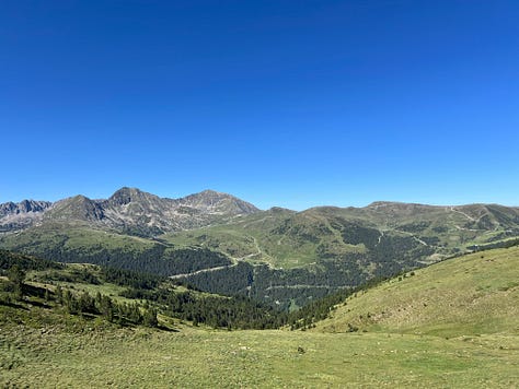 The climb and descent after les Bordes d'Envara