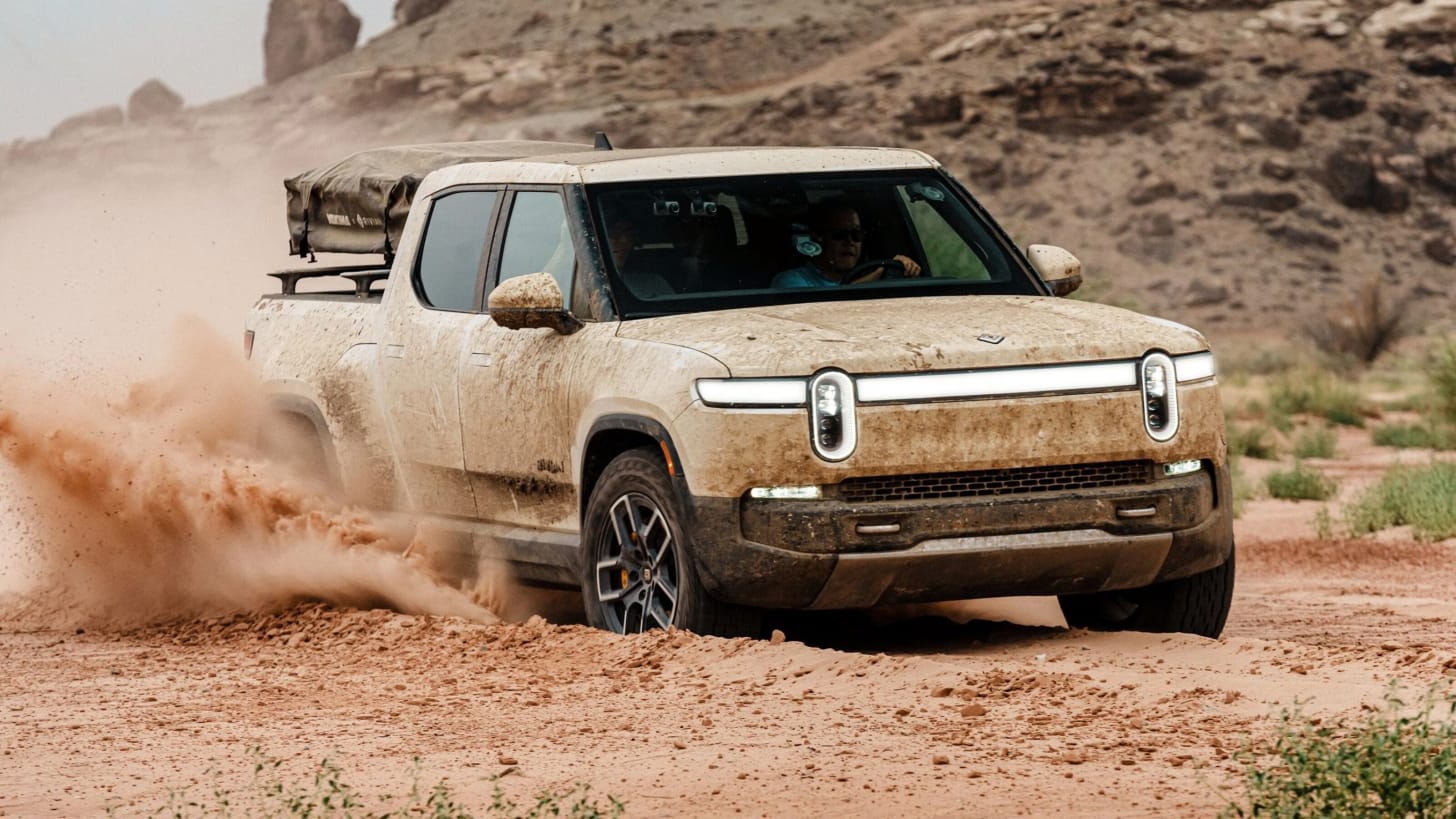 rivian-com/r1t/TAT_image_y8ztmc
