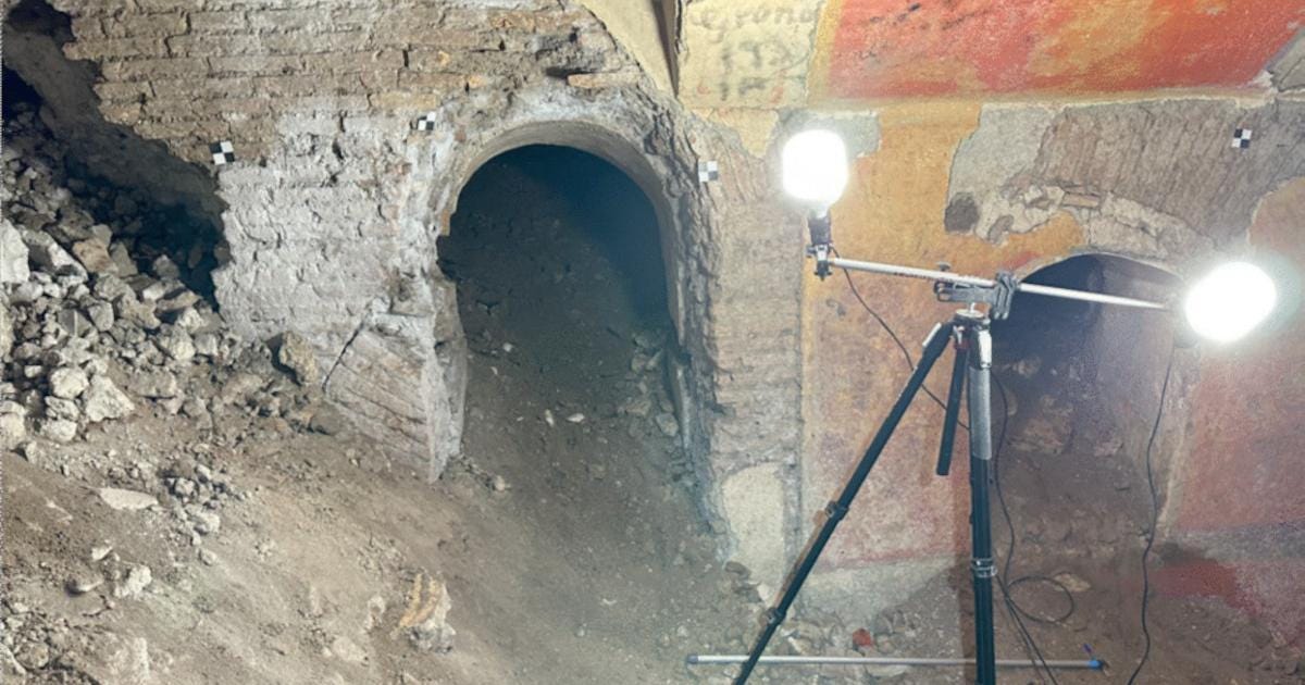 Italian Teenagers Found a 1,800-Year-Old Roman Villa Under Their School Gym