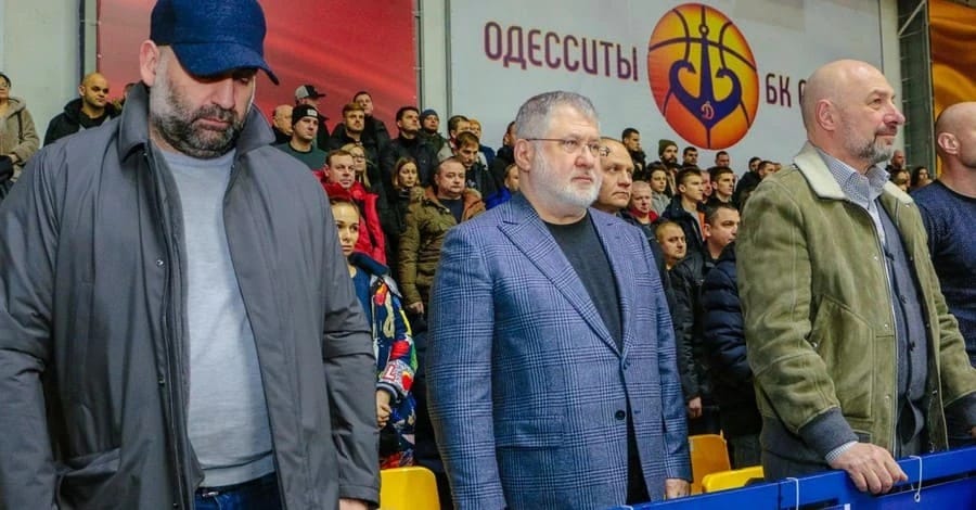 Timur Mindich, Ihor Kolomoisky, Gennady Bogolyubov playing basketball, 2020