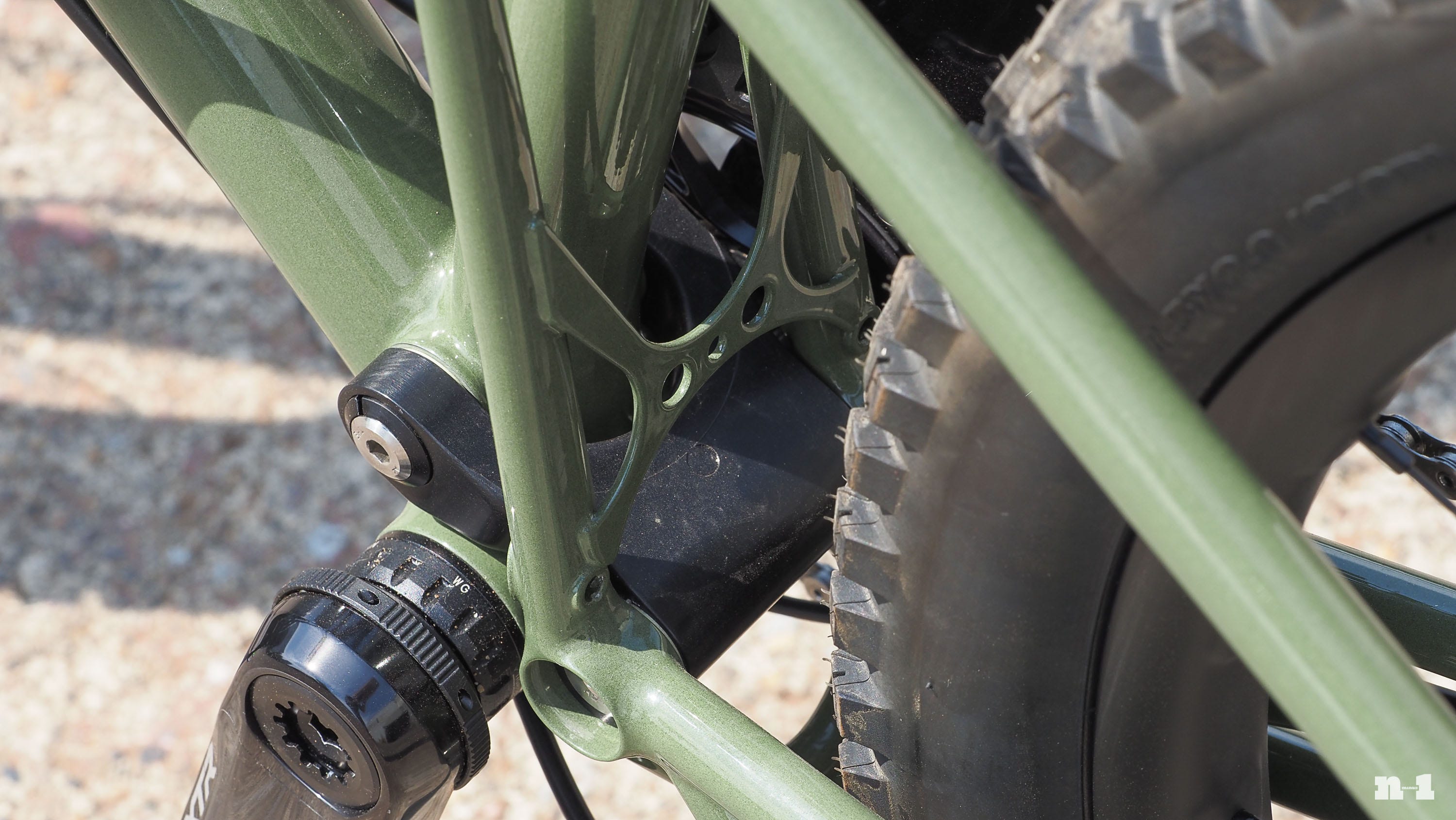 Black Cat Bicycles full-suspension mountain bike swingarm reinforcement plate