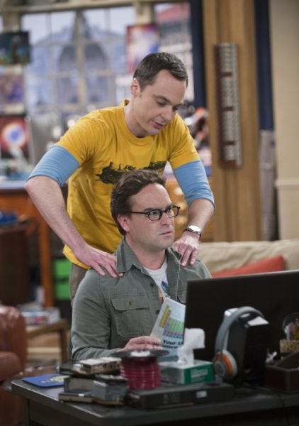 shedlon gives leonard a back rub on big bang theory 815 2015 shedlon gives leonard a back rub on big bang theory 815 2015