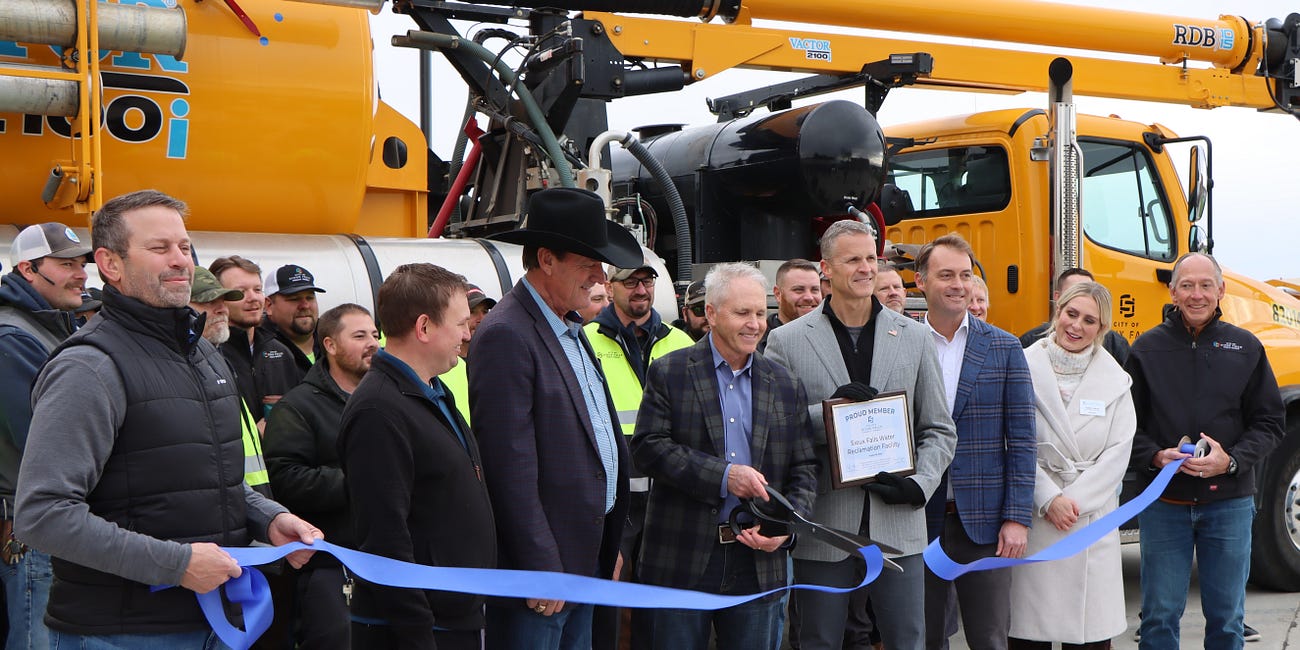 'Sioux Falls is No. 1 with your number two': Governor, mayor, statewide officers celebrate $215M sewer plant