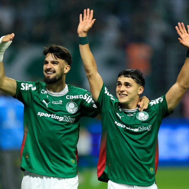 Palmeiras supera pênalti perdido, vence Red Bull Bragantino e assume liderança do Brasileirão | Jornal de Brasília Palmeiras supera pênalti perdido, vence Red Bull Bragantino e assume liderança do Brasileirão | Jornal de Brasília