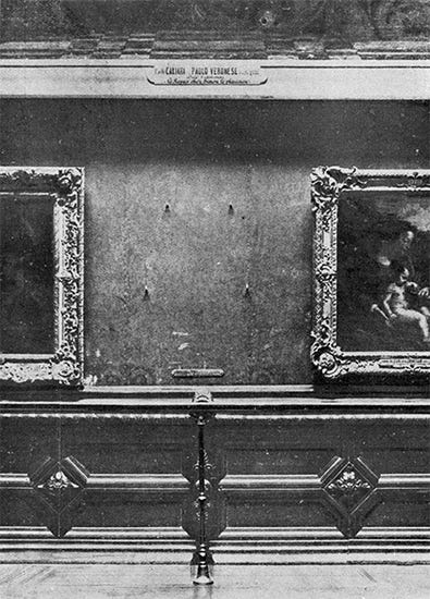 Blank Spot Remaining after Theft of the Mona Lisa in 1911