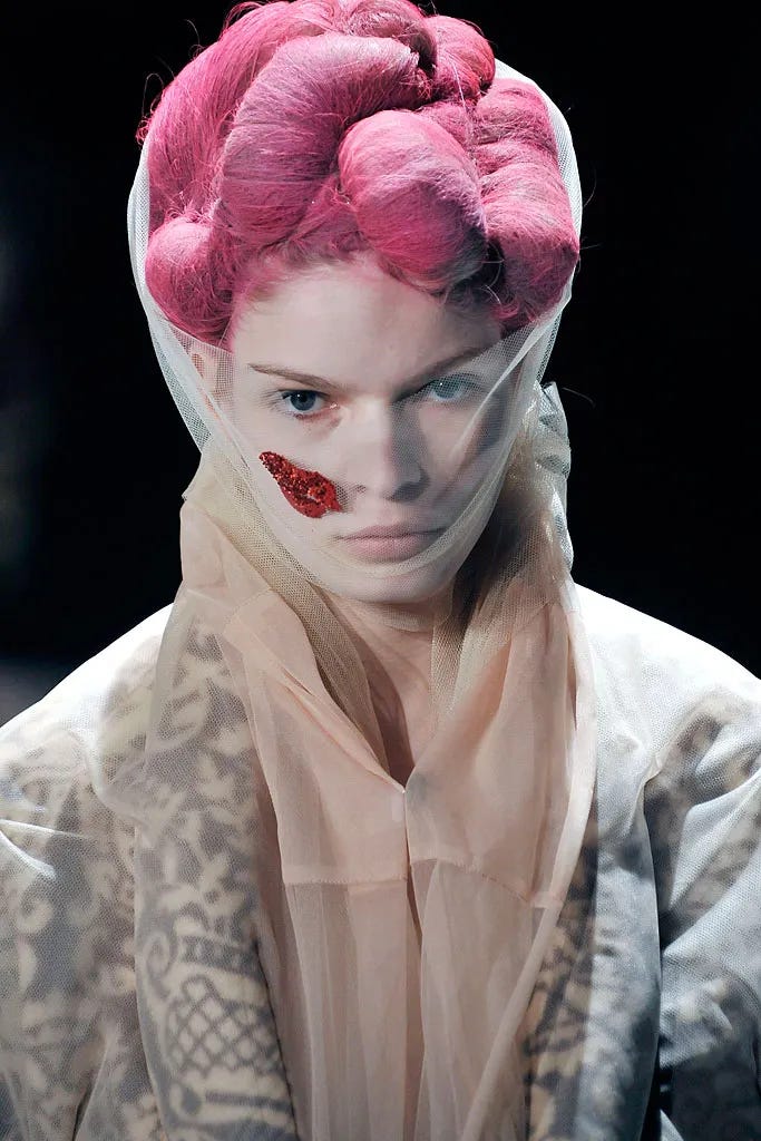 Whimsy, restriction, protection: Comme Des Garçons Fall 2009