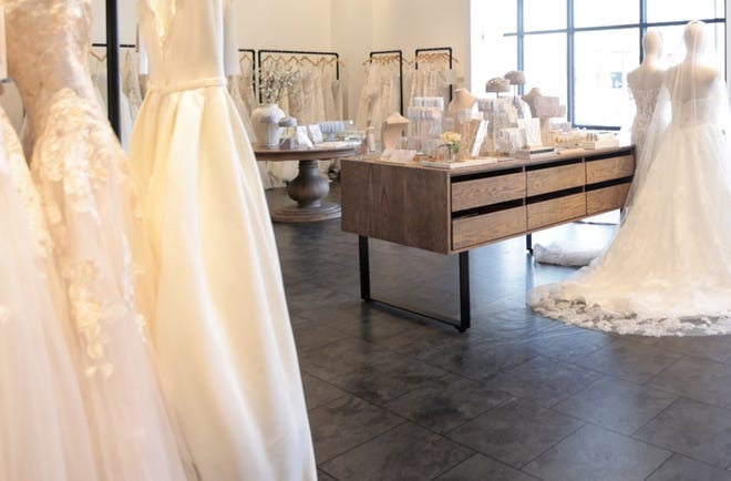 David's Bridal has opened a new bridal boutique retail concept called Diamond & Pearls in Delray Beach, Florida.