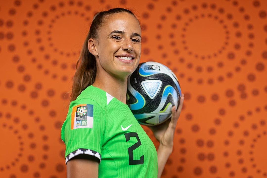 scontent-iad3-2.cdninstagram.com/v/t39.30808-6/360...