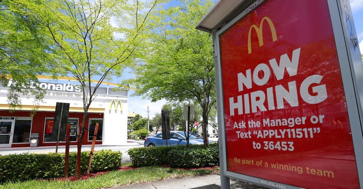 Hiltzik: Did California's $20 minimum wage in fast food kill jobs? No - Los Angeles Times Hiltzik: Did California's $20 minimum wage in fast food kill jobs? No - Los Angeles Times
