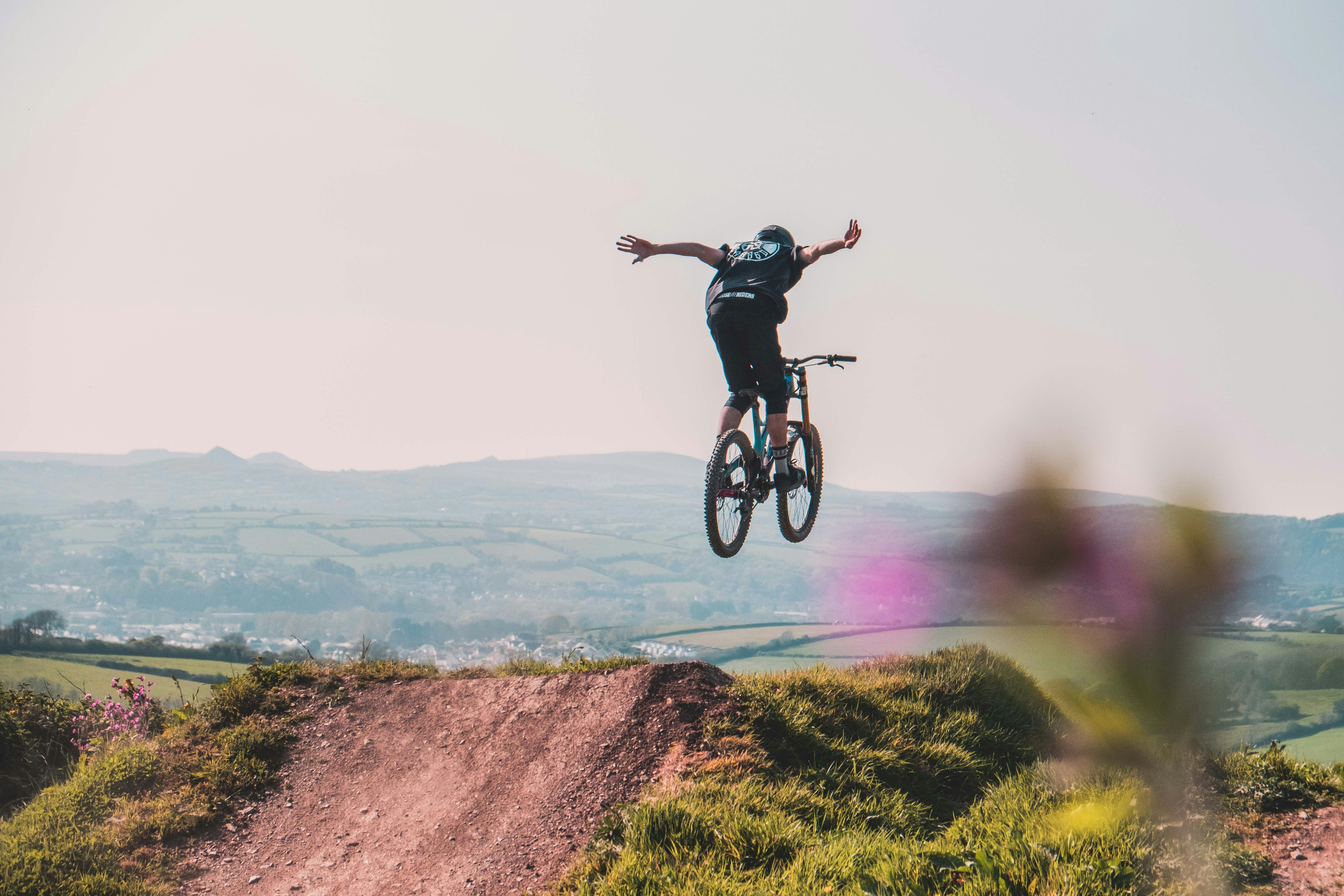 Why Leaders Should Think Like Mountain Bikers