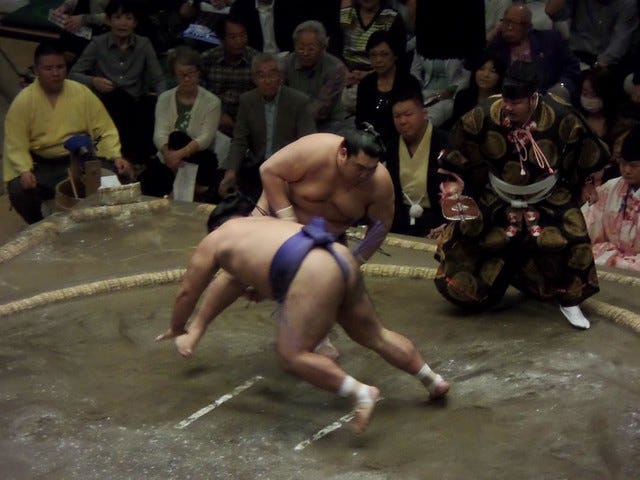 Short Sumo Match 3 Short Sumo Match 3