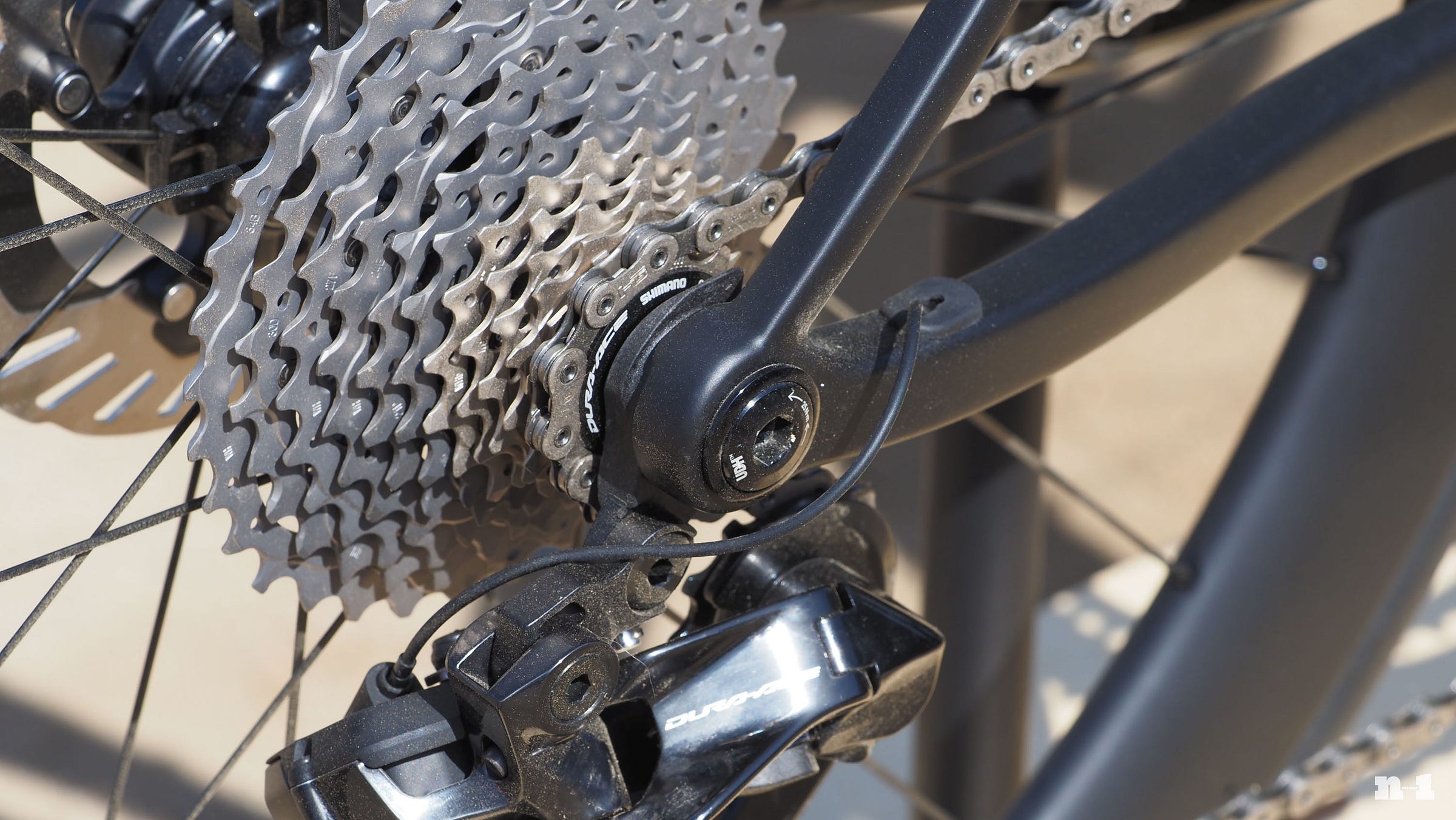 Stromm Cycles RAKTT aero road racing bike