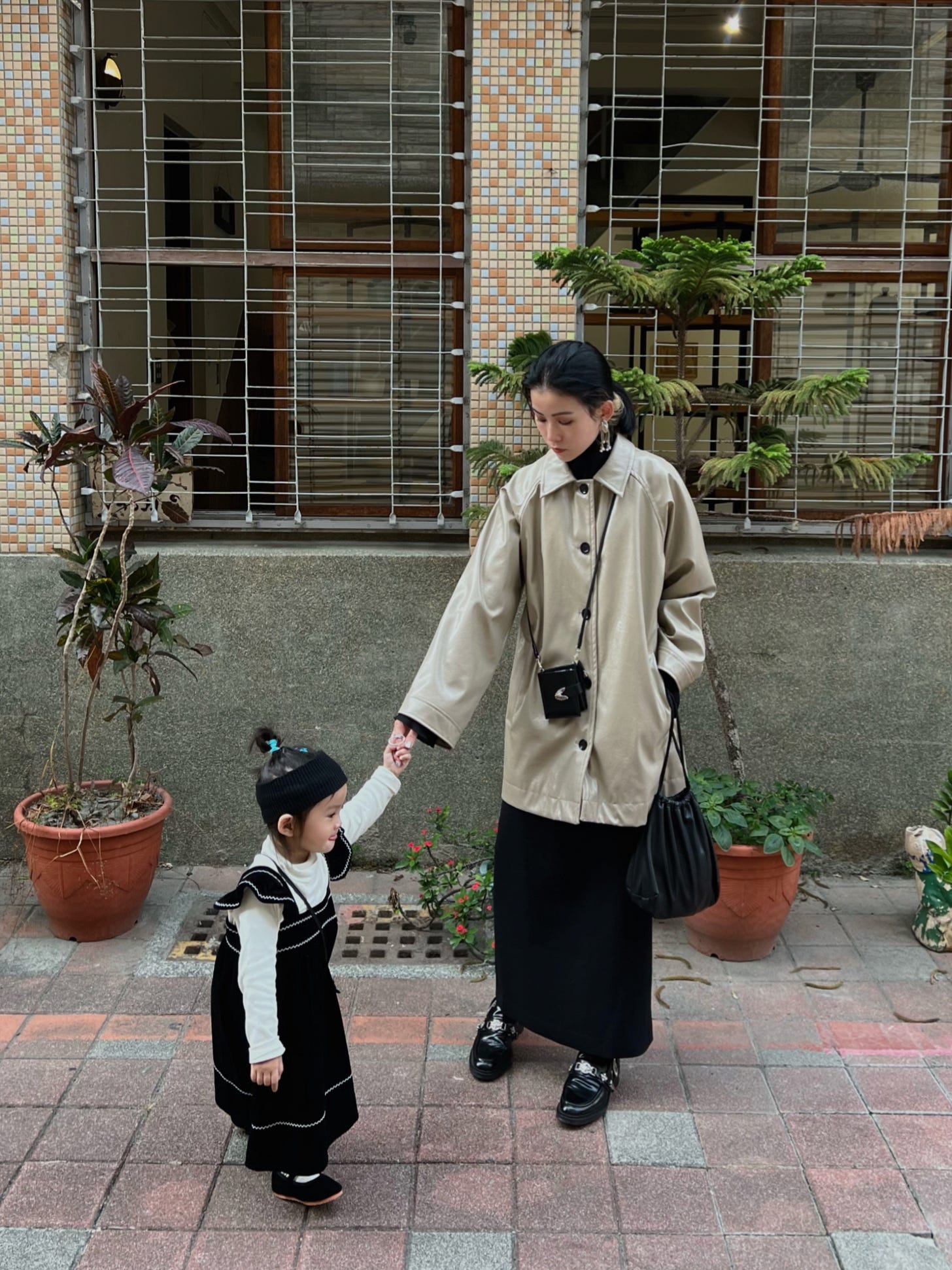 TOGA PULLAのコインケースを使った人気ファッションコーディネート - WEAR