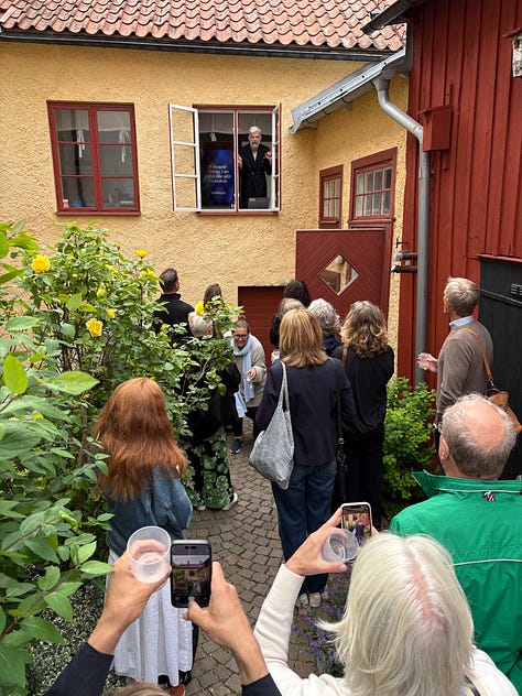 9 bilder från scener och möten under Almedalsveckan.