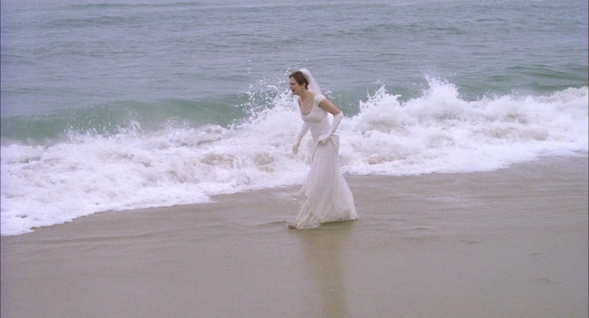 she looks so beautiful in that dress She Looks Good in That Dress