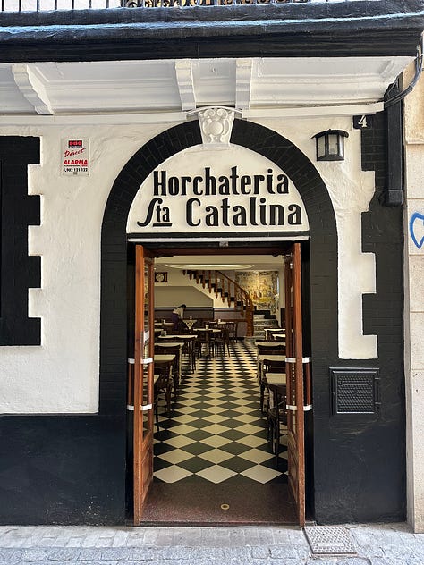 breakfast at Horchatería de Santa Catalina - Horchata with a farton, churros and hot chocolate for dipping