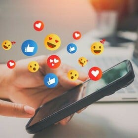 Web3 Eagerly Awaits a Decentralized Social Media
